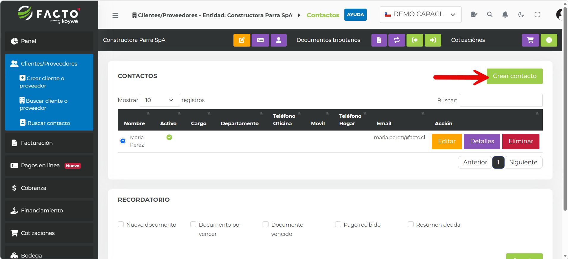 Botón Crear contacto en la sección de contactos de un cliente o proveedor en FACTO